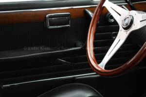 Image 38/42 de BMW 3.0 CSi (1972)