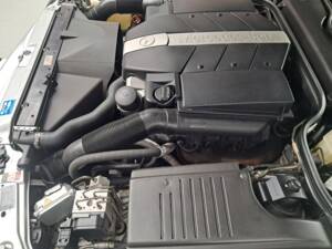 Image 26/50 of Mercedes-Benz SL 320 (1998)