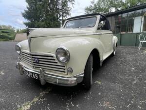 Bild 4/8 von Peugeot 203 (1957)