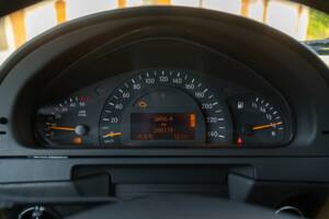 Image 42/48 de Mercedes-Benz G 400 CDI (SWB) (2002)