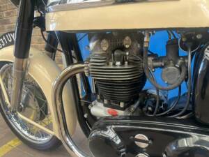 Image 3/19 of Norton DUMMY (1960)