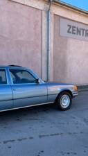 Image 44/147 de Mercedes-Benz 450 SEL 6,9 (1976)