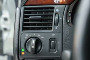 Image 43/50 of Mercedes-Benz E 430 (2000)