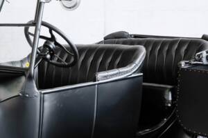 Bild 18/39 von Ford Model T Runabout (1924)