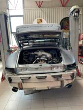 Immagine 28/34 di Porsche 911 Carrera (1996)