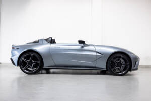 Bild 4/47 von Aston Martin V12 Speedster (2021)