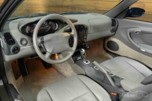 Image 2/19 of Porsche 911 Carrera 4 (1999)