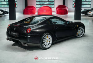 Image 7/25 of Ferrari 599 GTB Fiorano (2006)