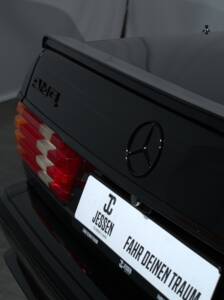 Bild 22/44 von Mercedes-Benz 560 SEC 6.0 AMG (1990)