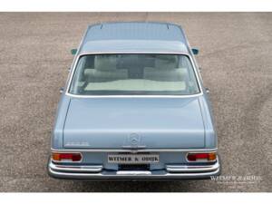 Image 11/36 of Mercedes-Benz 280 SE (1969)