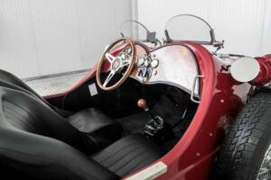 Afbeelding 12/50 van Lomax Type 224 (1979)