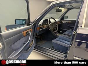 Image 11/15 of Mercedes-Benz 500 SE (1990)