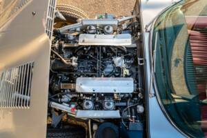 Bild 22/50 von Jaguar E-Type V12 (2+2) (1971)