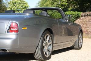 Image 45/50 of Rolls-Royce Phantom DHC (2009)