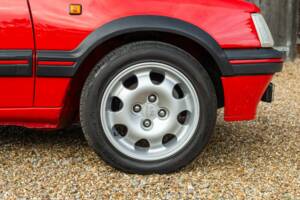 Immagine 12/50 di Peugeot 205 GTi 1.9 (1991)