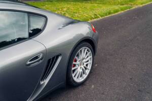 Bild 23/50 von Porsche Cayman S (2016)