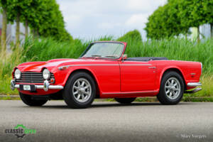 Bild 1/35 von Triumph TR 5 PI (1968)