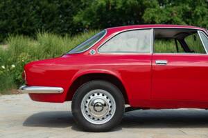 Afbeelding 24/50 van Alfa Romeo Giulia 1600 Sprint GT Veloce (1967)