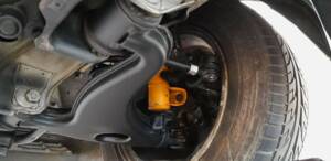Image 28/33 of Mercedes-Benz E 300 Diesel (1994)