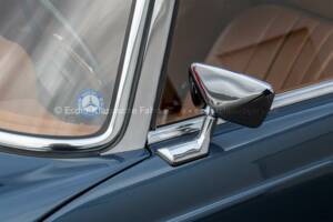 Afbeelding 29/41 van Mercedes-Benz 280 SL (1969)