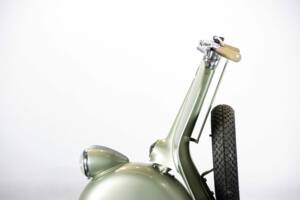 Immagine 27/50 di Piaggio Vespa 125 (1950)