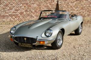 Afbeelding 16/50 van Jaguar E-Type V12 (1973)