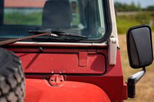 Image 23/50 de Land Rover Defender 110 (1983)