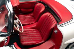 Bild 22/90 von Mercedes-Benz 300 SL Roadster (1963)
