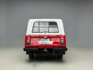 Image 7/20 of Jeep DJ-5F (1977)
