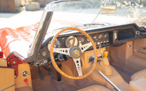 Image 32/54 of Jaguar Type E 4.2 (1965)