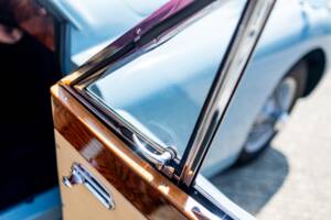 Image 43/50 of Jaguar XK 140 FHC (1955)