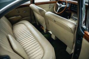 Immagine 8/15 di Jaguar Mk II 3.8 (1963)