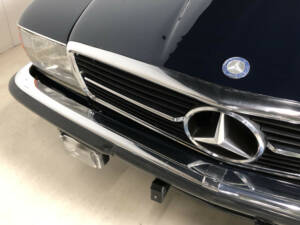 Imagen 19/36 de Mercedes-Benz 380 SL (1984)