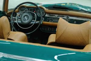 Image 41/50 de Mercedes-Benz 280 SL (1968)