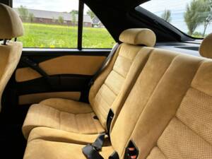 Bild 6/6 von Lancia Delta HF Integrale Evoluzione II &quot;Club Hi-Fi&quot; (1994)