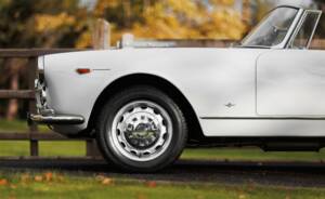 Imagen 48/50 de Alfa Romeo 2600 Spider (1964)