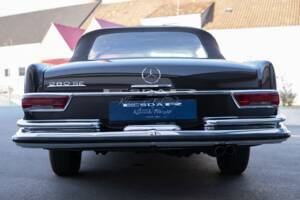 Bild 30/37 von Mercedes-Benz 280 SE (1969)