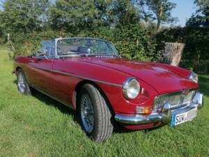 Image 1/8 of MG MGB (1971)
