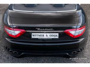 Imagen 22/42 de Maserati GranCabrio 4.7 (2010)