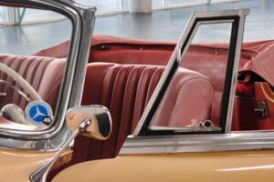 Immagine 42/50 di Mercedes-Benz 220 S Cabriolet (1958)