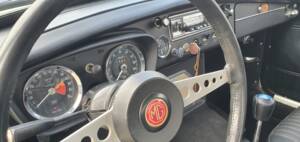 Afbeelding 22/33 van MG MGB GT (1971)