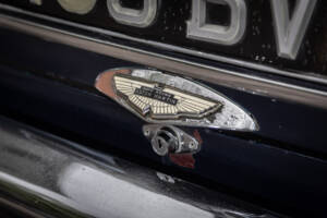 Image 18/72 de Aston Martin DB 4 (1962)