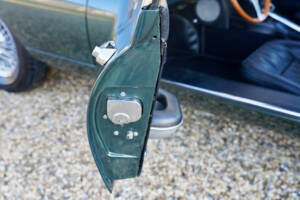 Bild 36/50 von Jaguar E-Type 4.2 (1966)