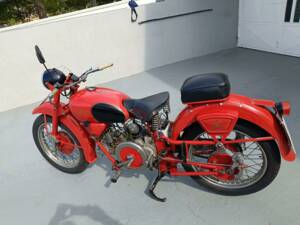Afbeelding 25/42 van Moto Guzzi DUMMY (1960)