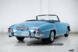 Image 5/40 of Mercedes-Benz 190 SL (1962)