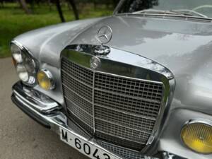 Imagen 3/42 de Mercedes-Benz 250 SE (1967)
