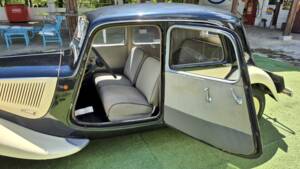 Imagen 25/65 de Citroën Traction Avant 11 BL (1955)