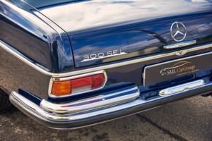 Image 15/38 of Mercedes-Benz 300 SEL 6.3 (1970)