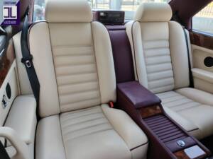 Bild 54/98 von Bentley Continental S (1995)
