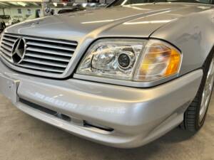 Imagen 37/82 de Mercedes-Benz SL 500 &quot;Silver Arrow&quot; (2001)